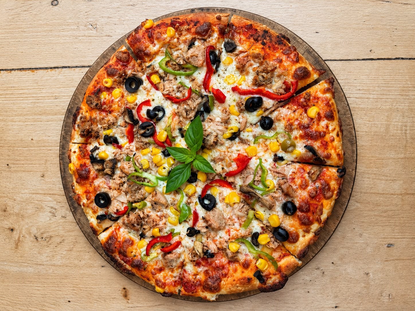 Ton Balıklı Pizza